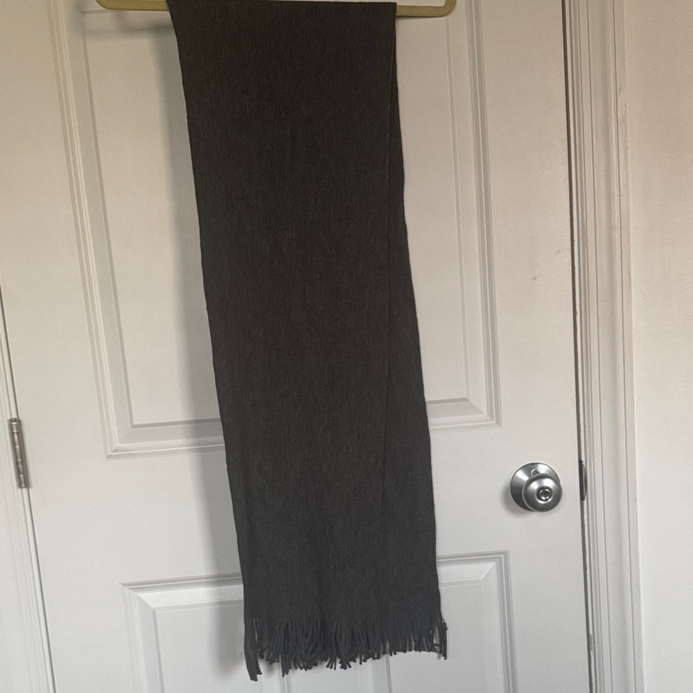 V. Fraas "Cashmink" Solid Brushed Winter Scarf - Charcoal Gray
